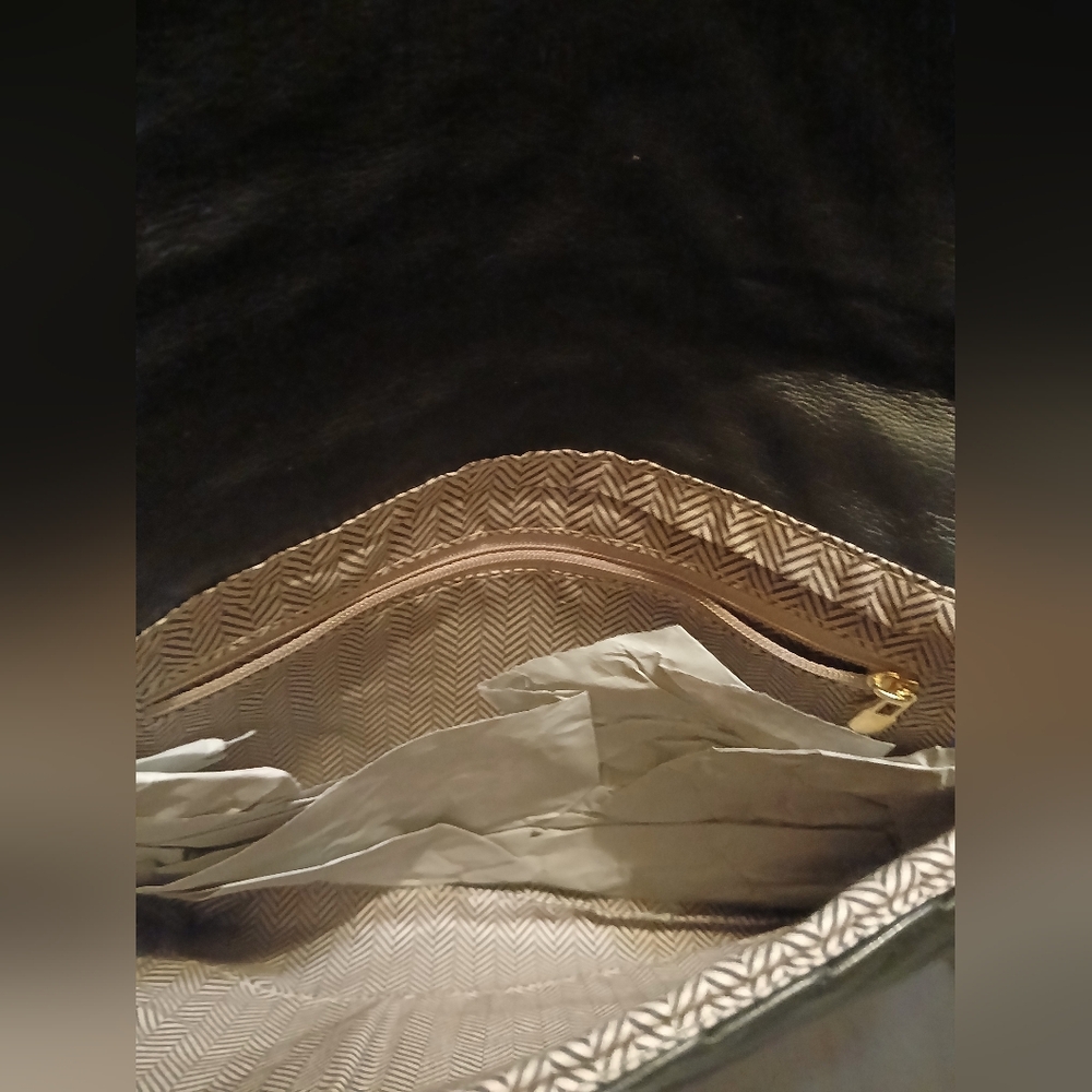 EUC 5 BAG BUNDLE - image 8